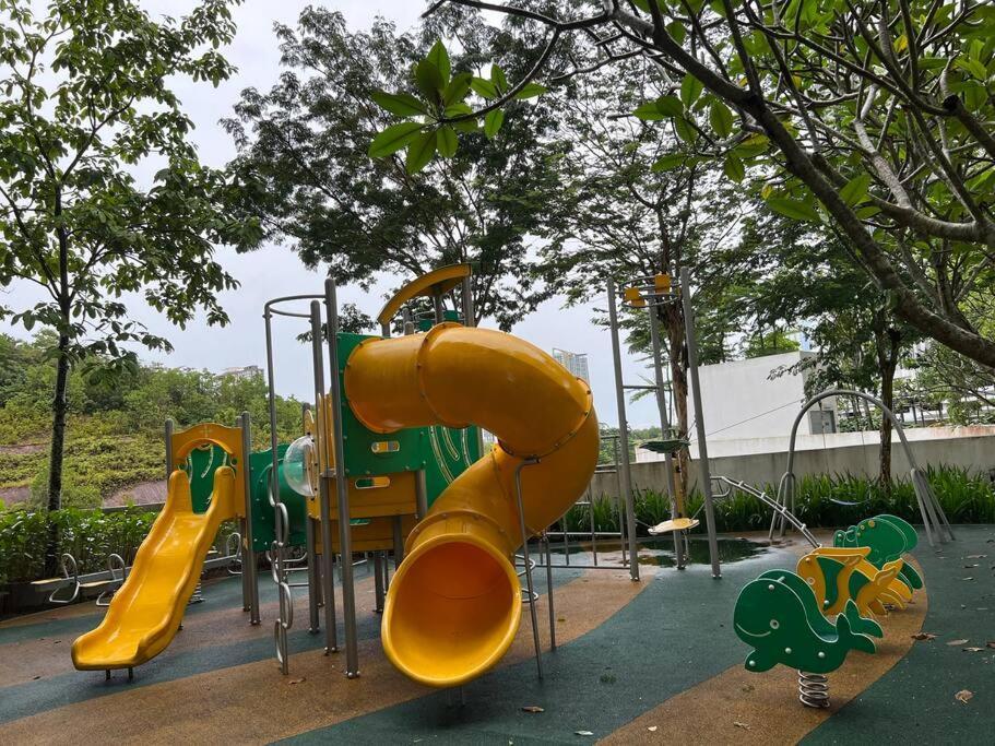 Meridinmedini Familytrip 5Min To Legoland By Vdo Homestay Nusajaya  Esterno foto