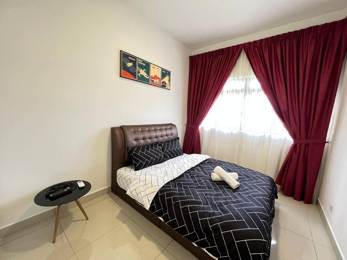 Meridinmedini Familytrip 5Min To Legoland By Vdo Homestay Nusajaya  Esterno foto